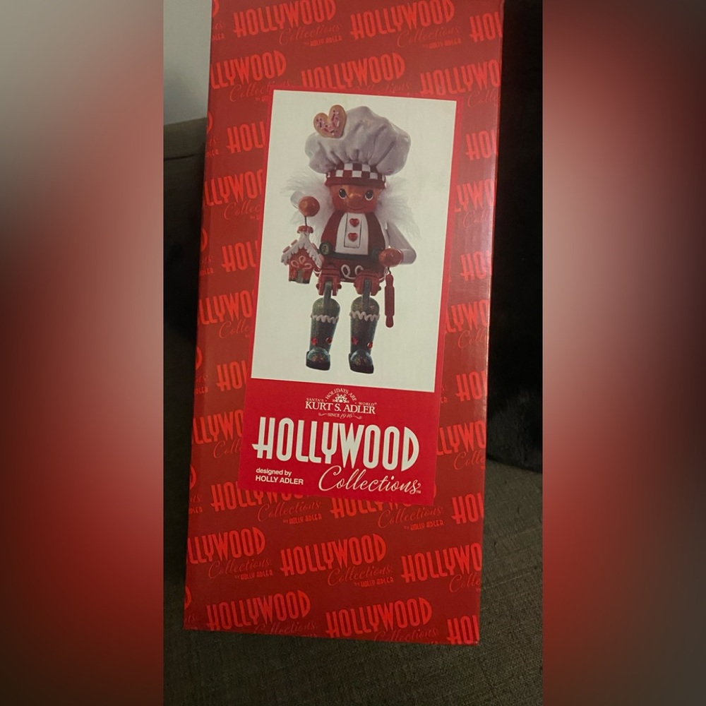The Kurt Adler 11-Inch Hollywood Nutcracker Gingerbread Baker Boy Shelf Sitter